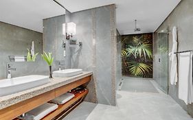 Kempinski 5*